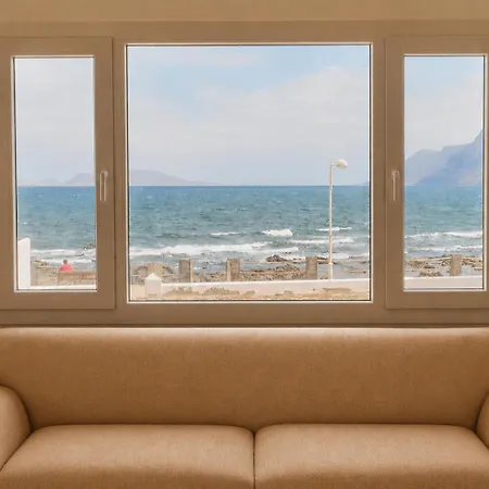 Paz De Mar Famara